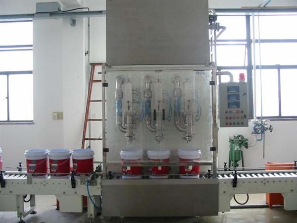 全自動18升塑料圓桶3頭稱重灌裝機GZ-18PR-3